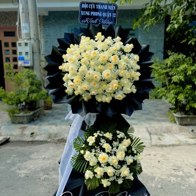 Kệ viếng- Giỏ Hoa chia buồn