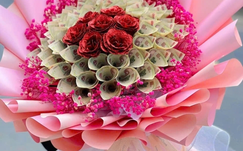 Hoa Tiền Tặng Người – Món Quà Ý Nghĩa và Sang Trọng