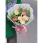 Bó hoa gần đại học quốc gia