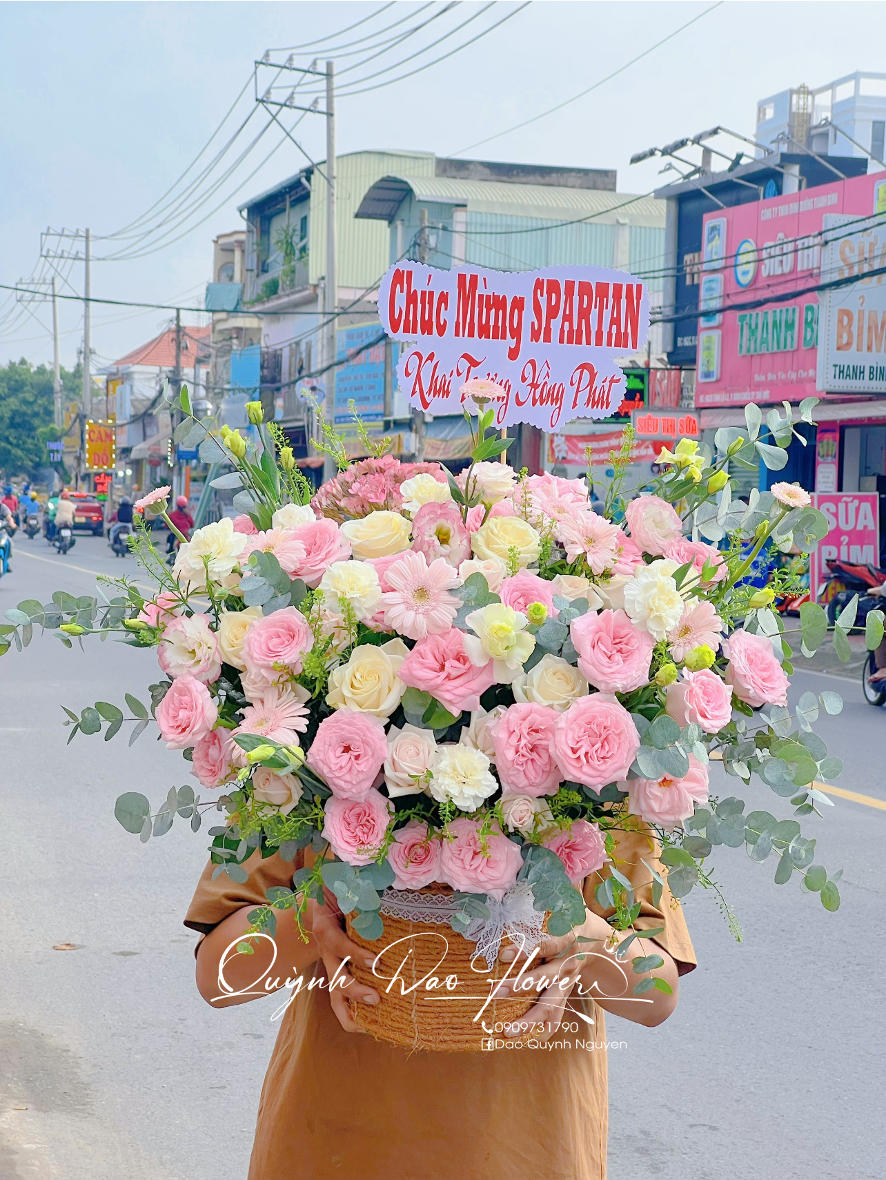 Hoa để bàn Tone hồng 