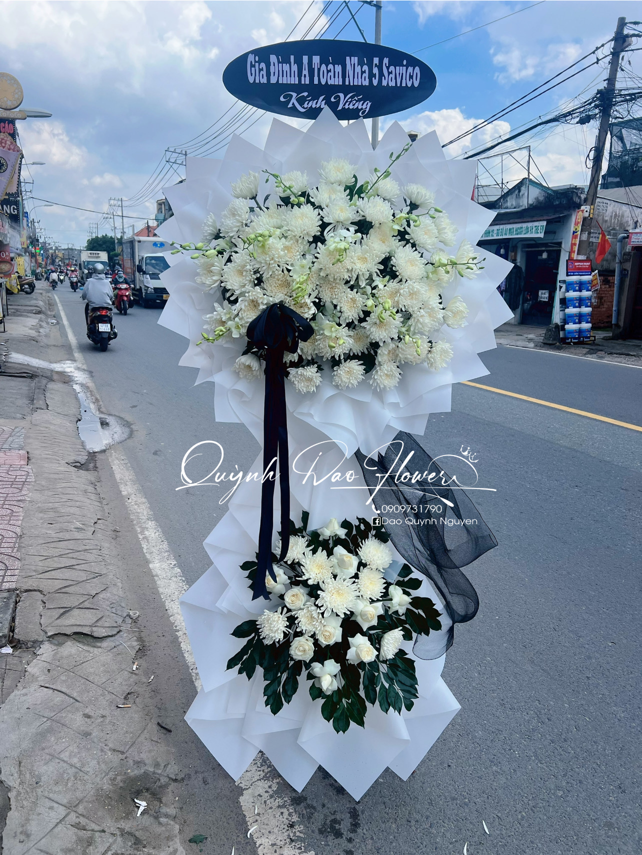 Kệ viếng giấy trắng 