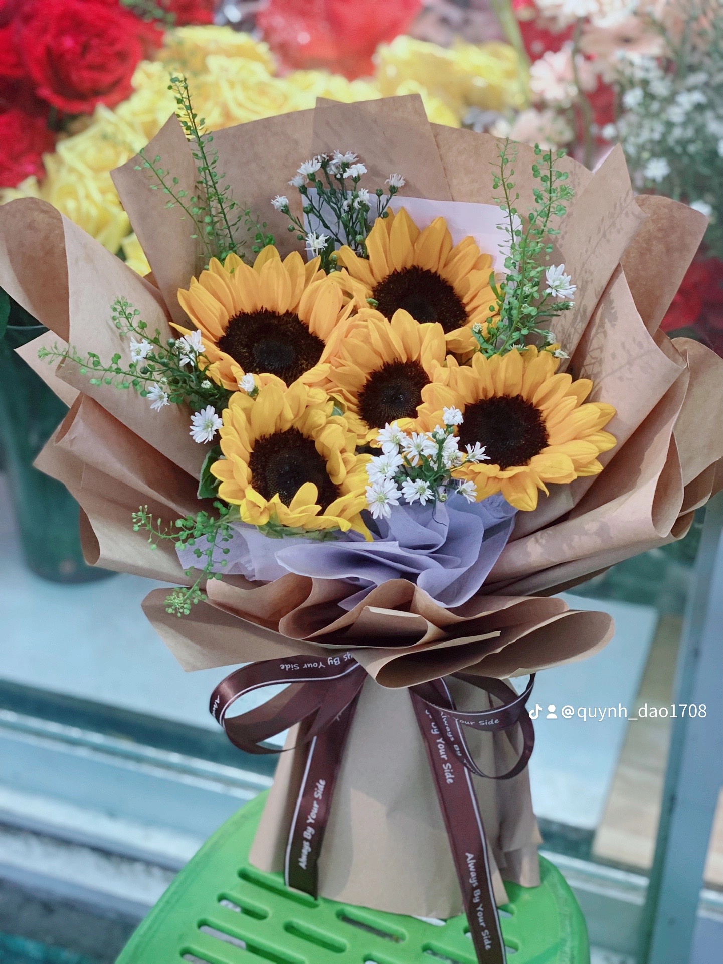 Bó hoa hướng dương 5 bong nhỏ xinh