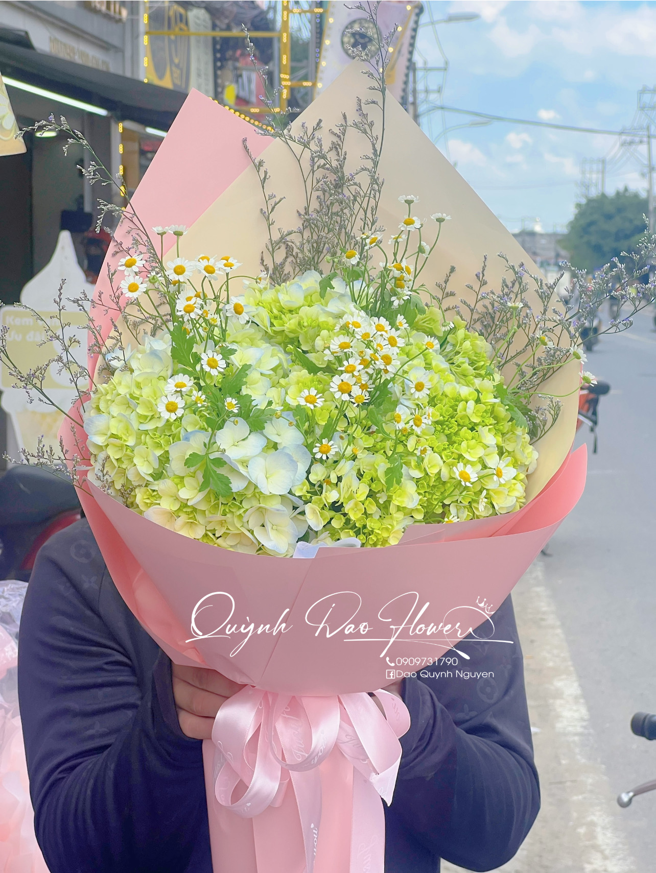 Bó hoa Cẩm Tú cầu ốc quế