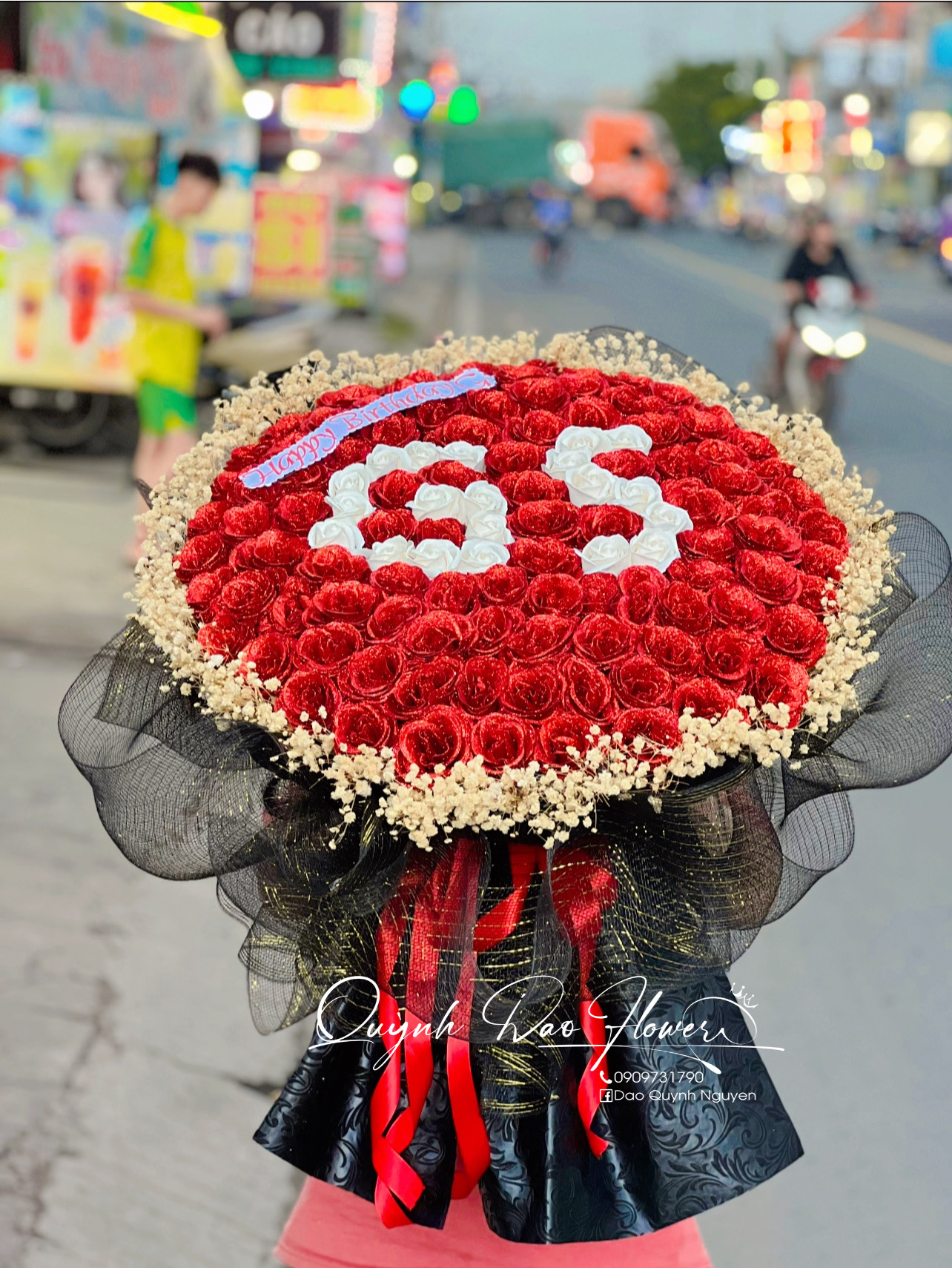 Bó hoa nhũ 99 bông tròn mix bi khô