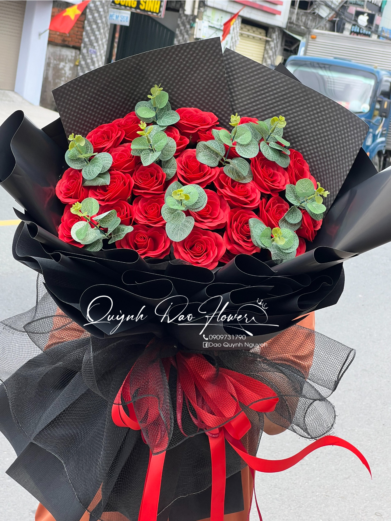 Bó hoa sáp cao cấp đỏ