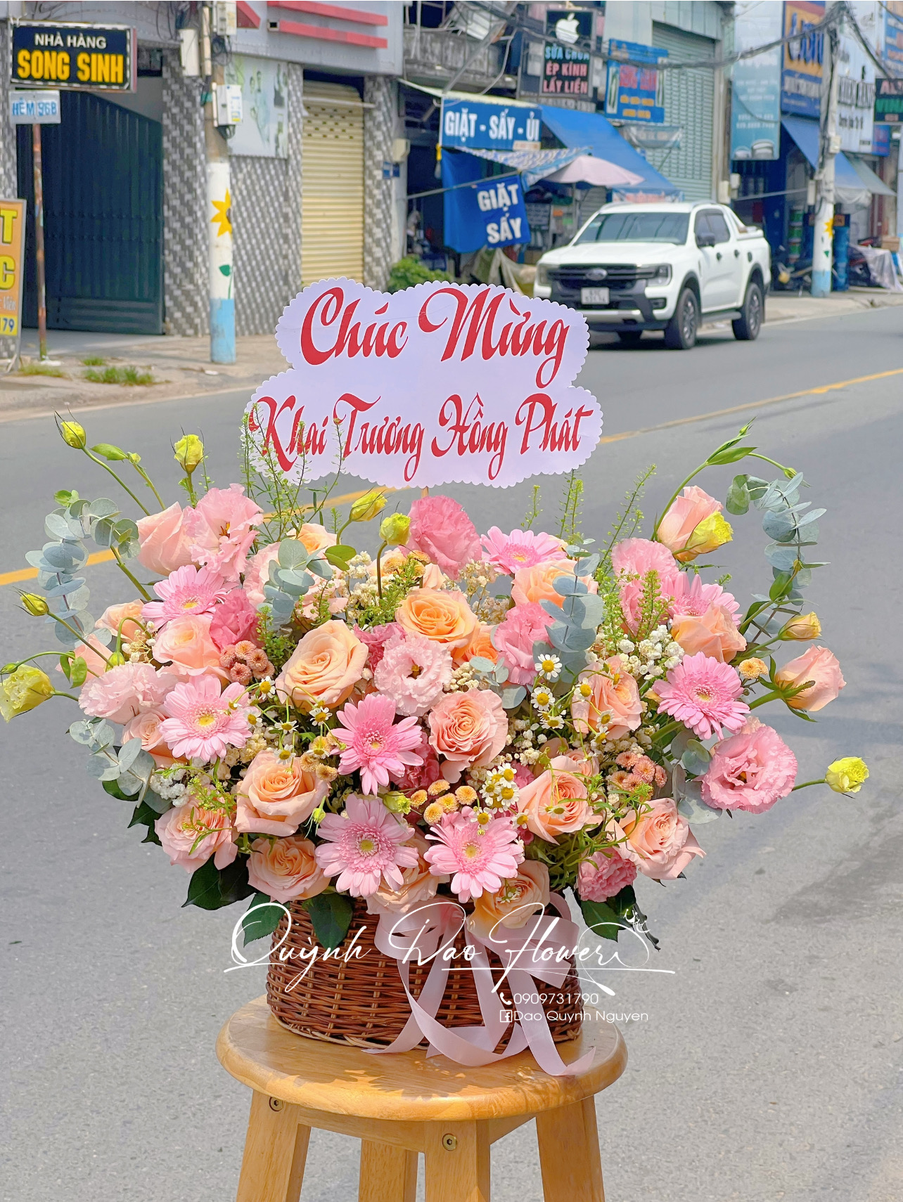Giỏ hoa mừng nhà mới 