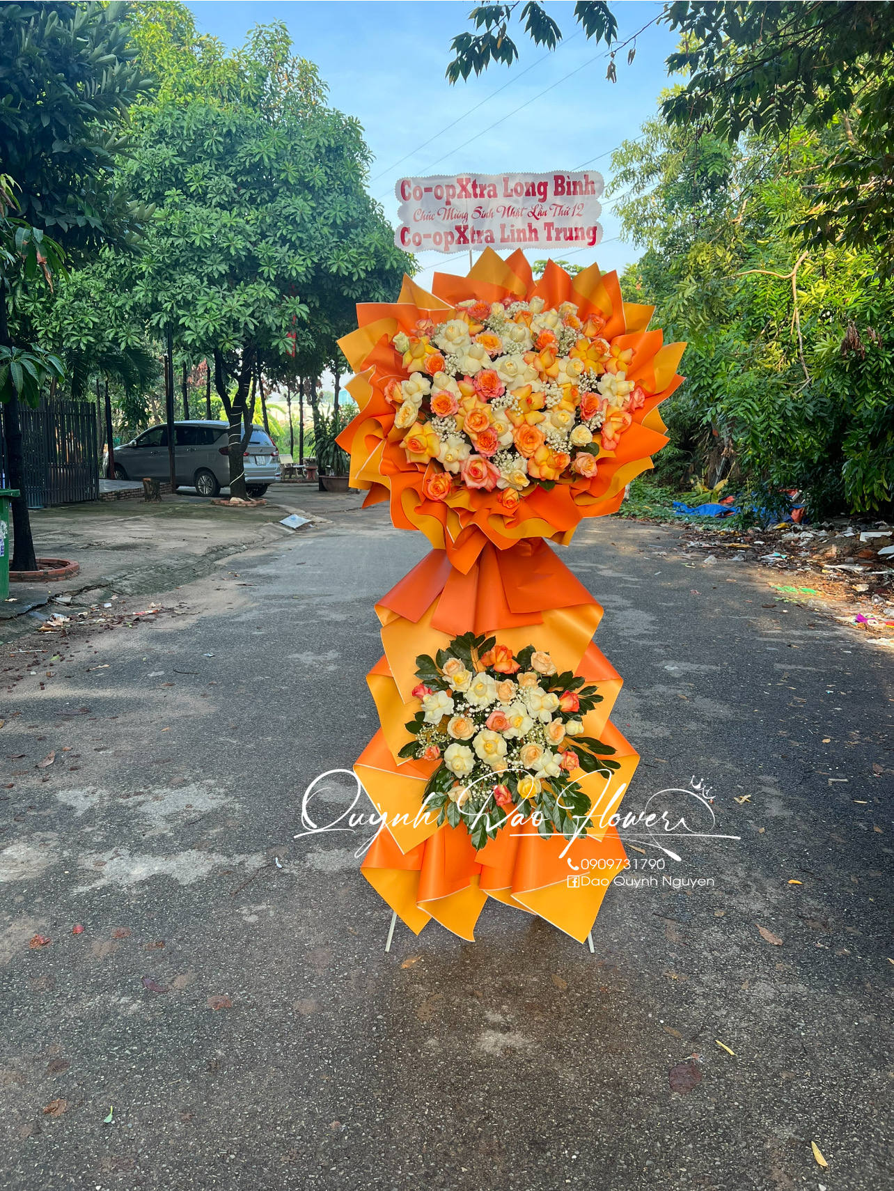 Kệ khai trương Thủ Đức 