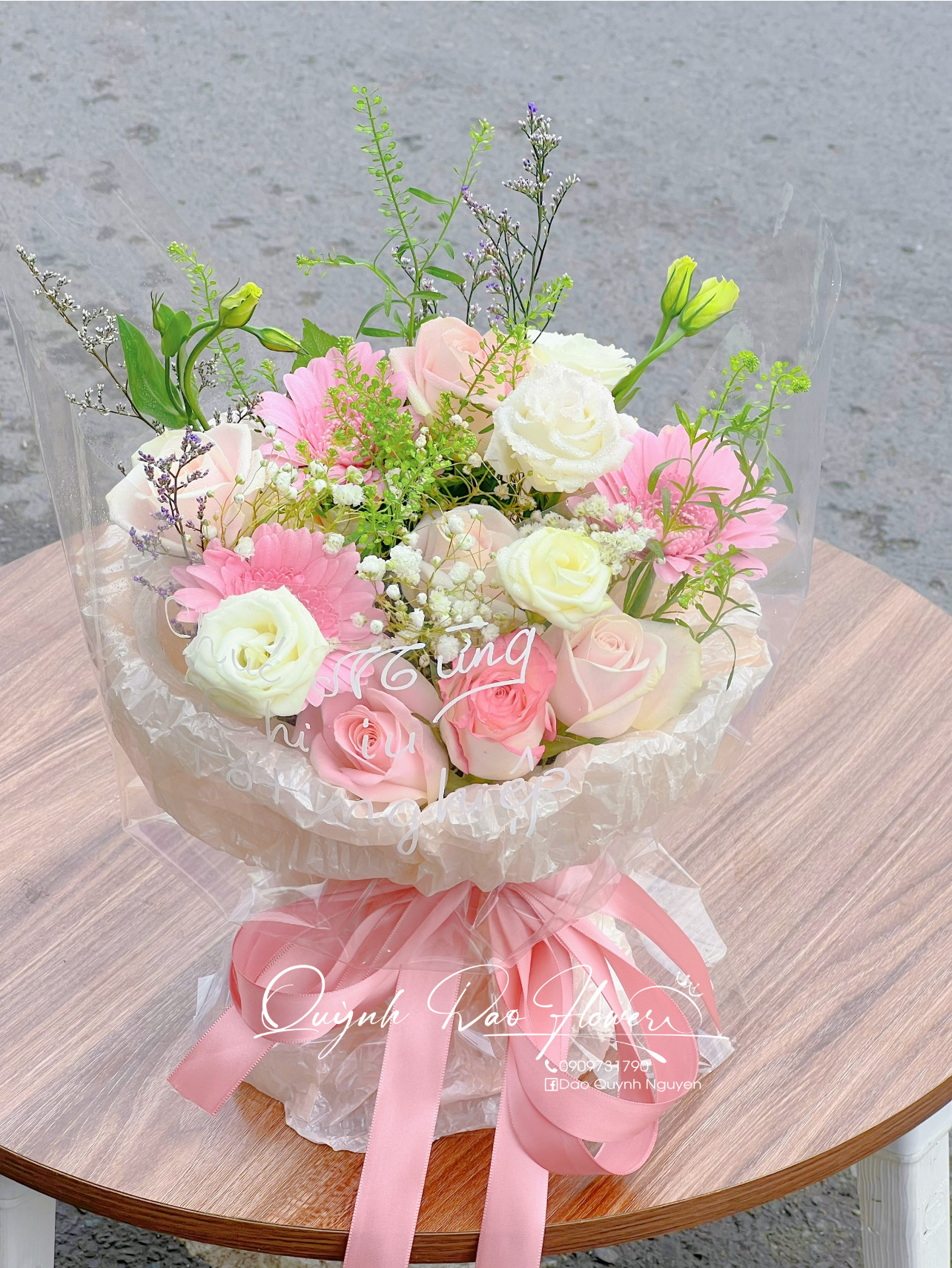 Bó hoa hồng mix kiểu hàn