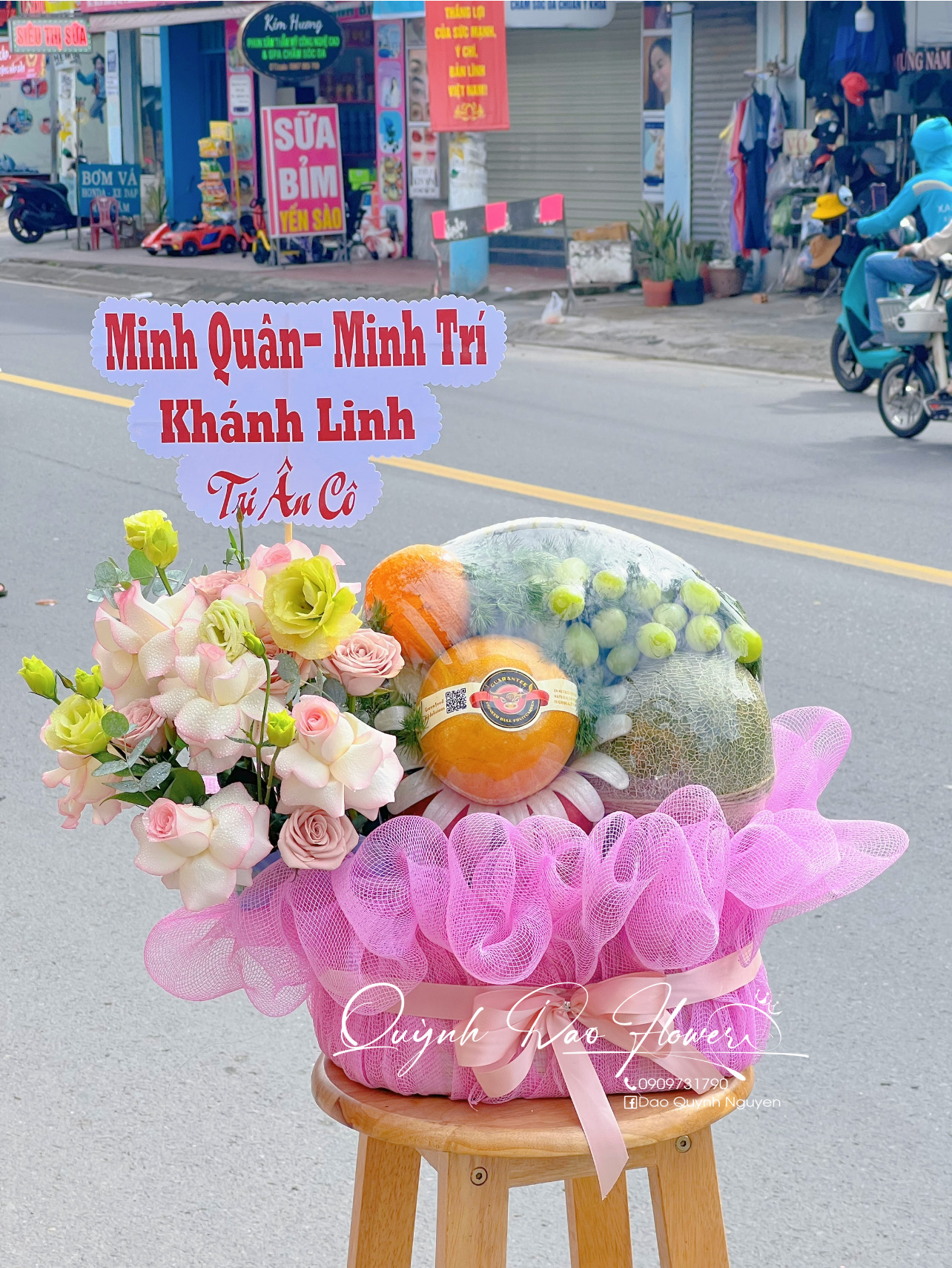 Giỏ trái cây tặng cô