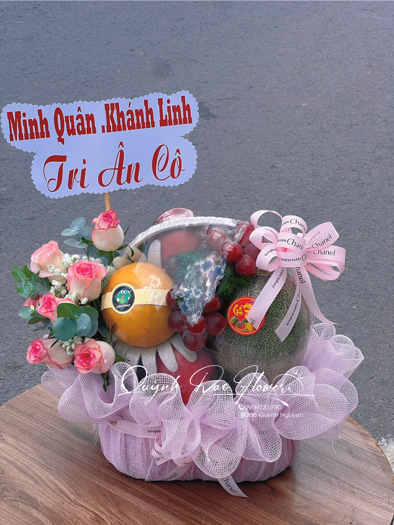 Giỏ trái cây lưới hồng 