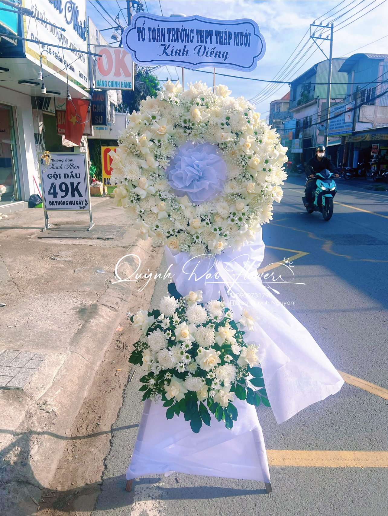 Kệ viếng quận 2