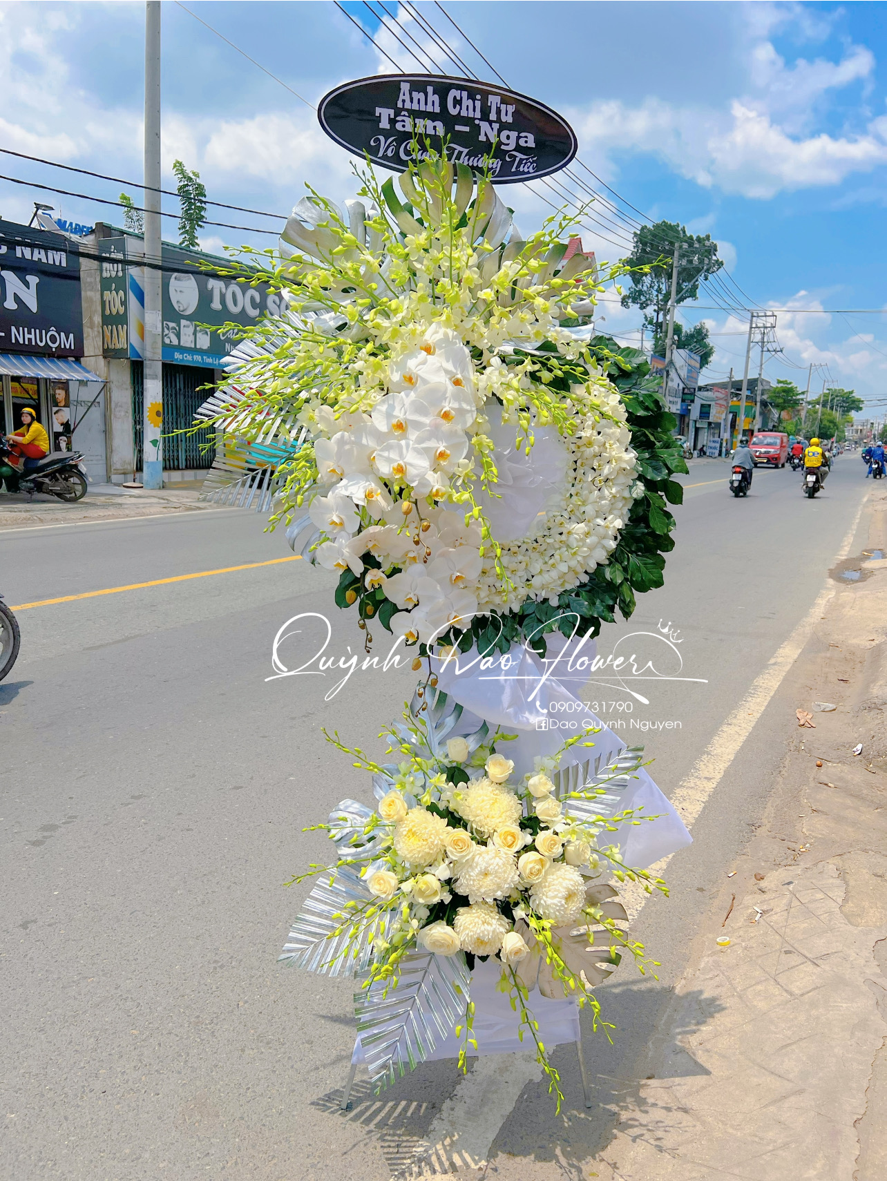 Kệ viếng lan hồ điệp Bình Chiểu Thủ Đức 
