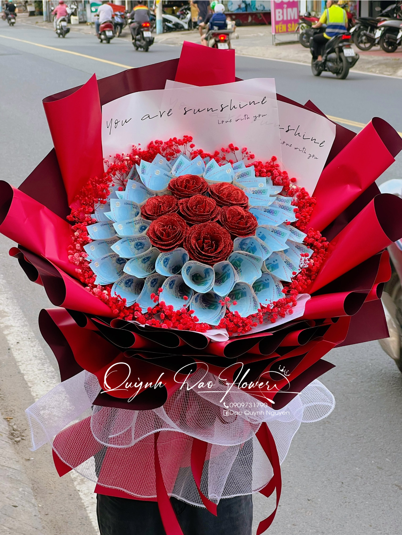 Bó hoa tiền 50 tờ