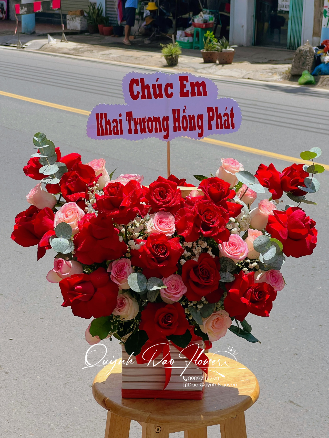 Hoa tươi để bàn Thủ Đức 