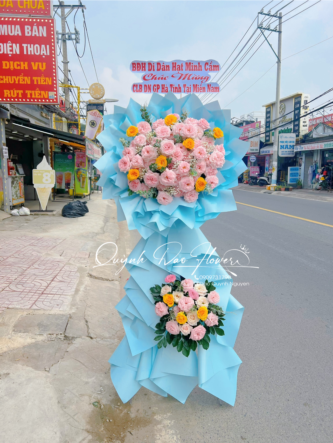 Kệ hoa chúc mừng giáo xứ Thủ Đức 