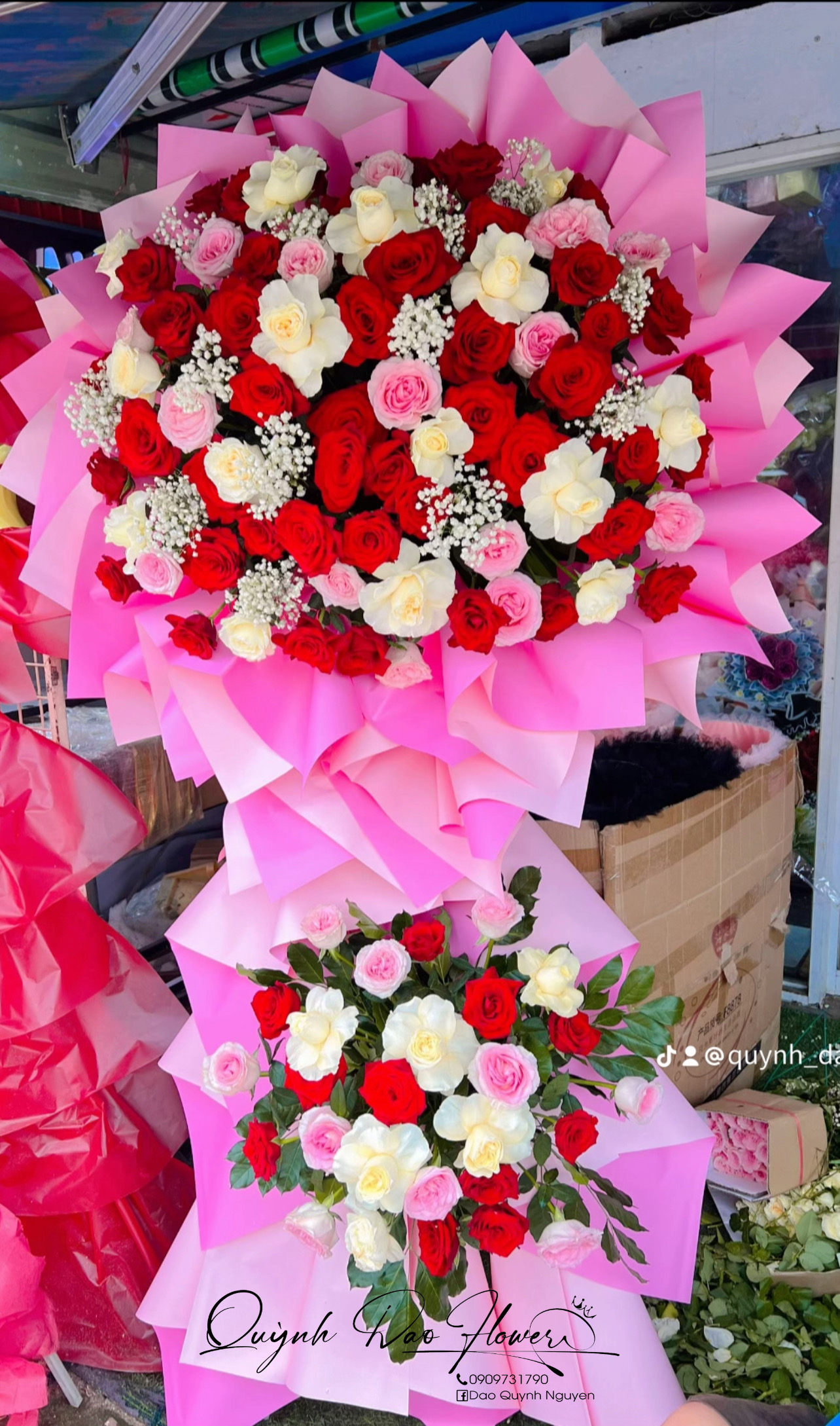Kệ khai trương giá rẻ, tặng khách hàng 