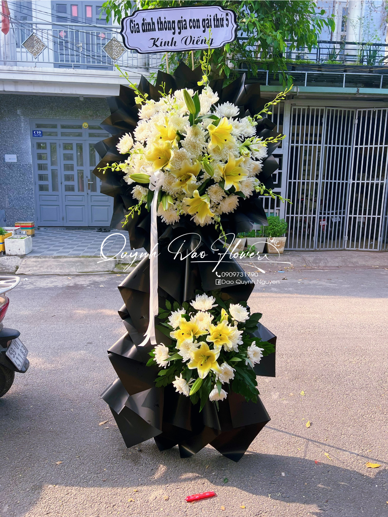 Hoa viếng Bình hòa 