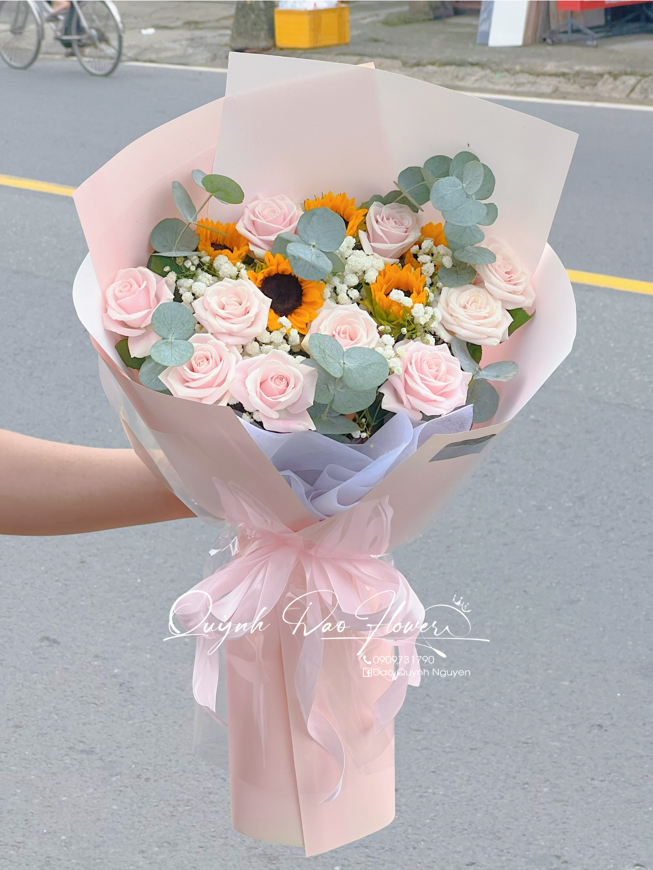 Hoa tốt nghiệp Lái Thiêu 