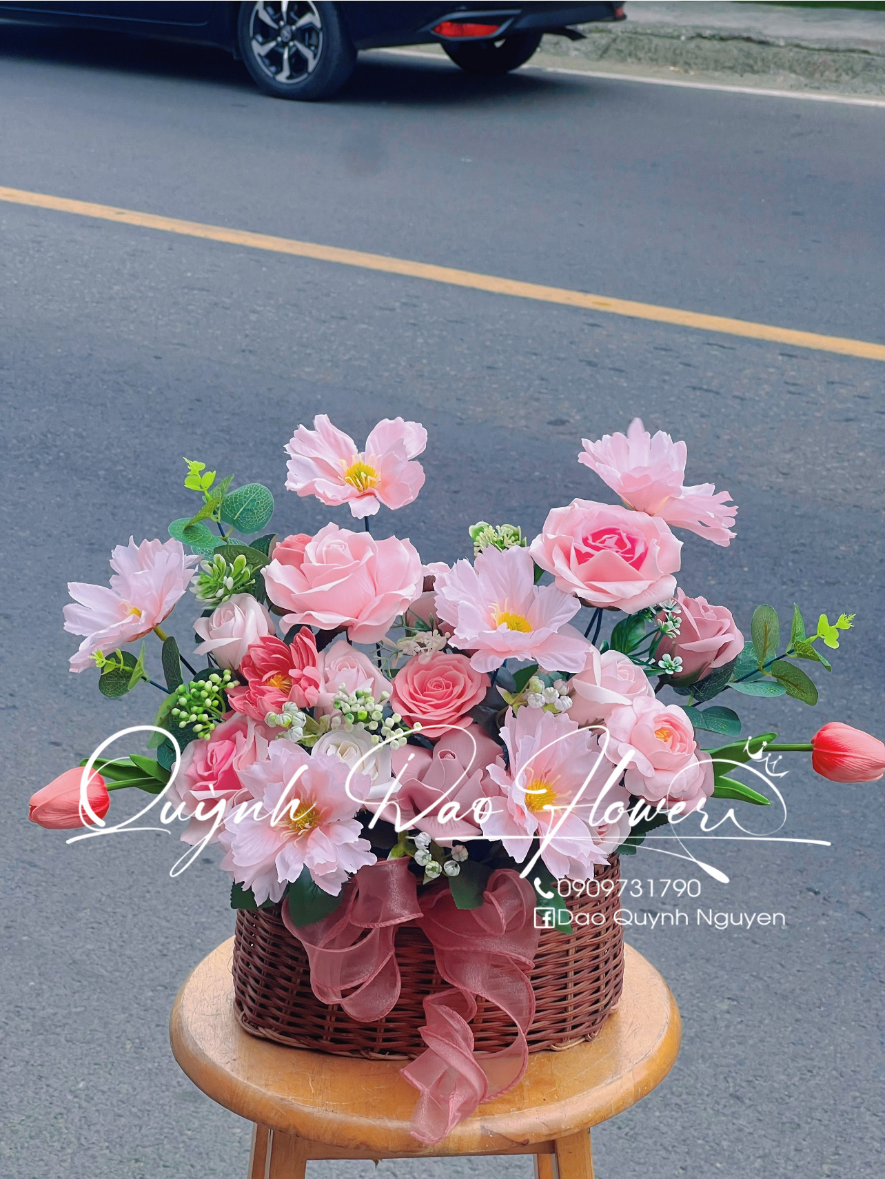 Giỏ hoa sáp thủ Đức , bình dương 