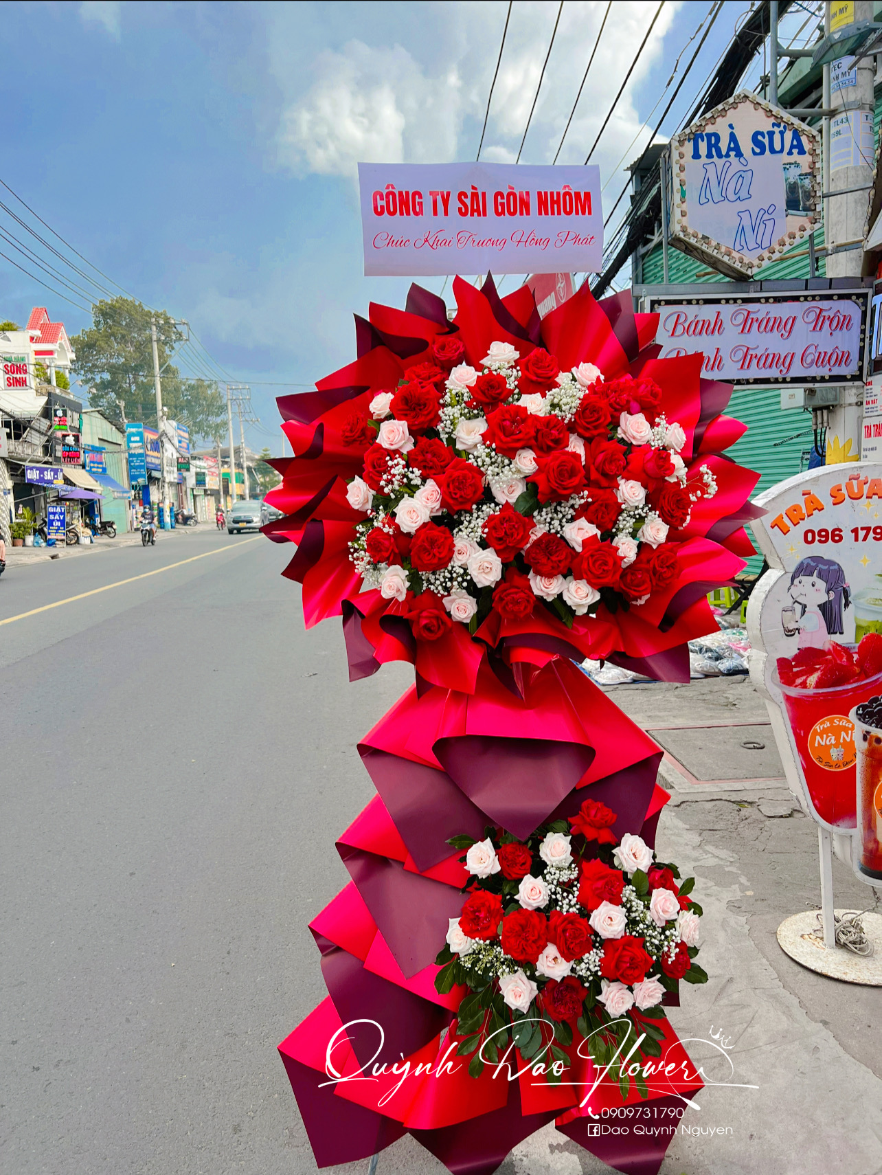 Kệ khai trương giấy đỏ to đẹp 