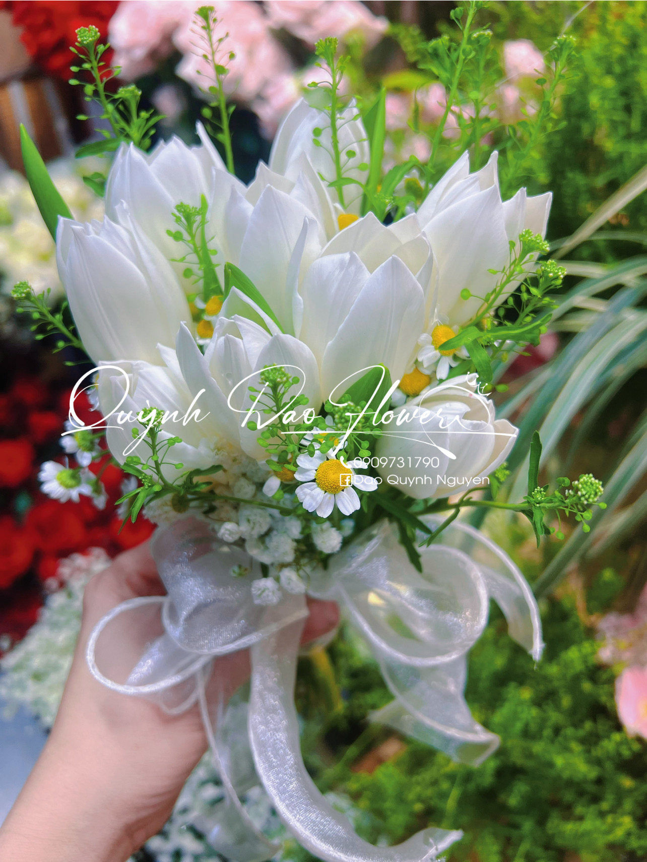 Bó hoa cưới 9 bông tulip