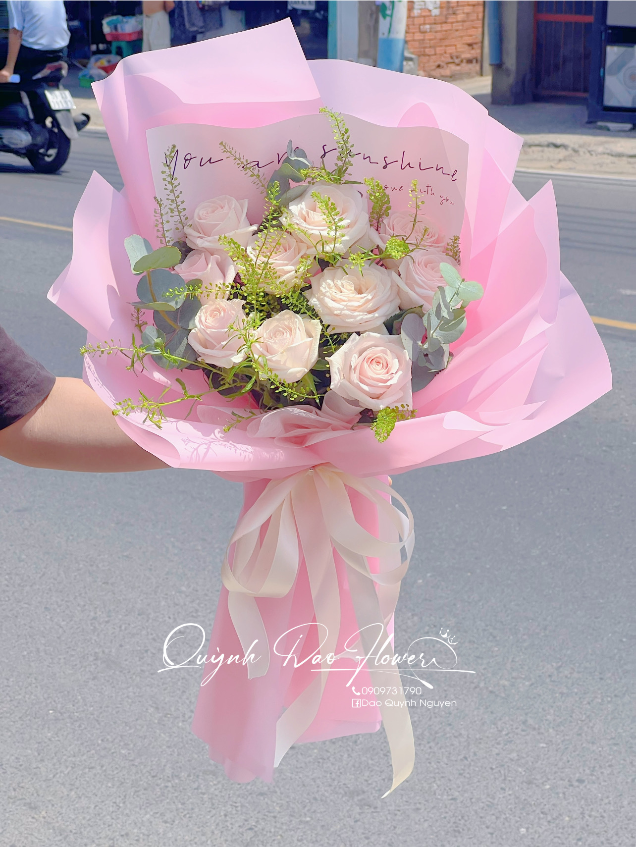 Bó hoa hồng kem tặng người yêu 