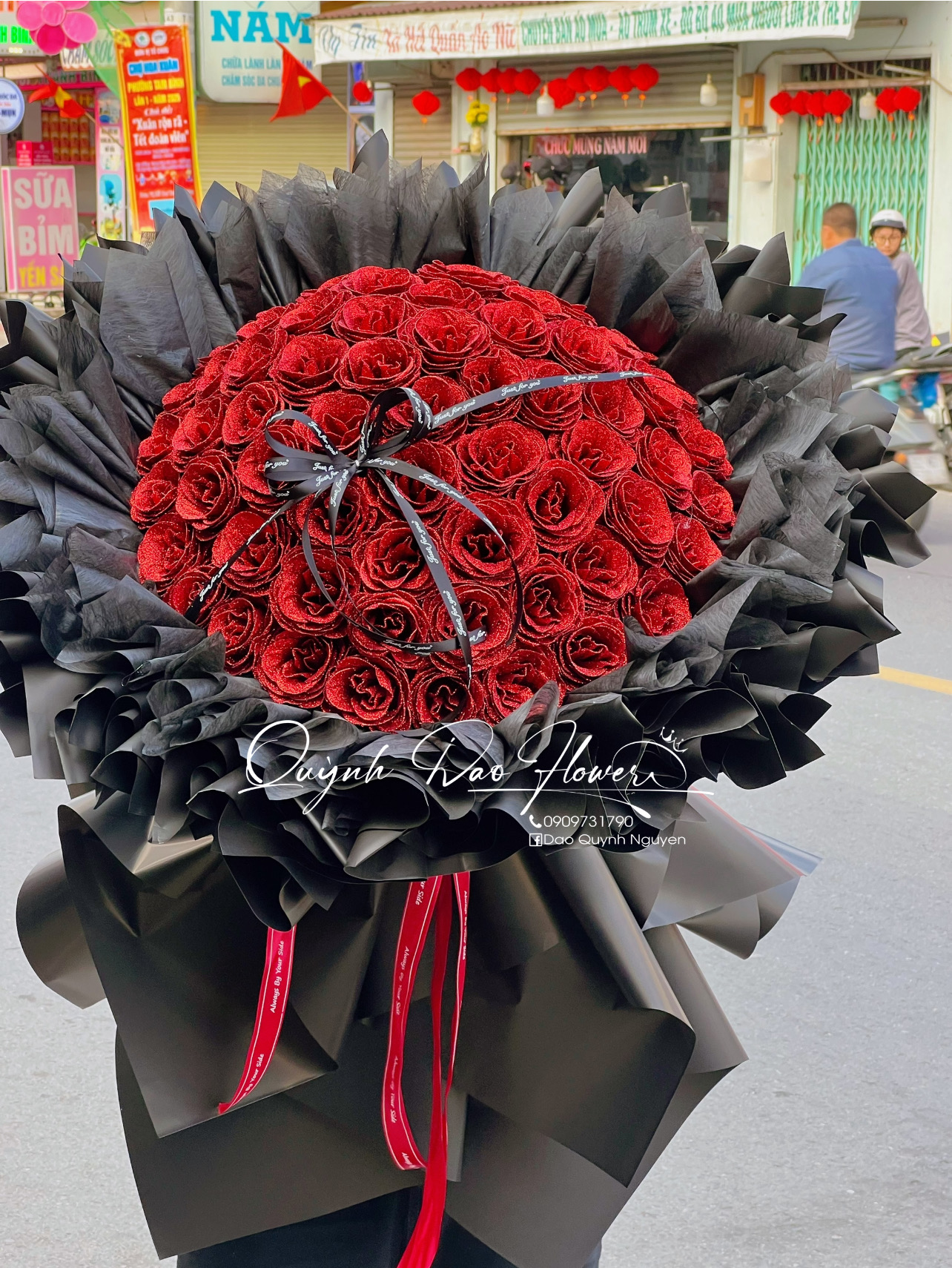 Bó hoa sáp nhũ khổng lồ