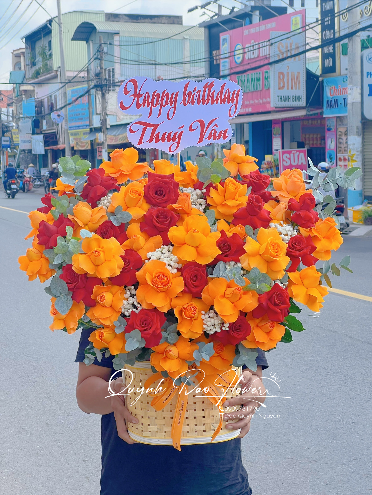 Giỏ hoa cam đỏ Thủ Đức 