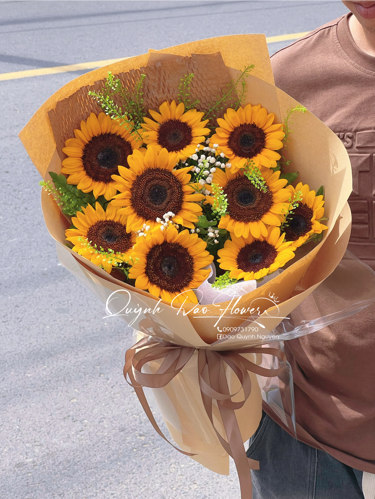 Hoa hướng dương quận 12