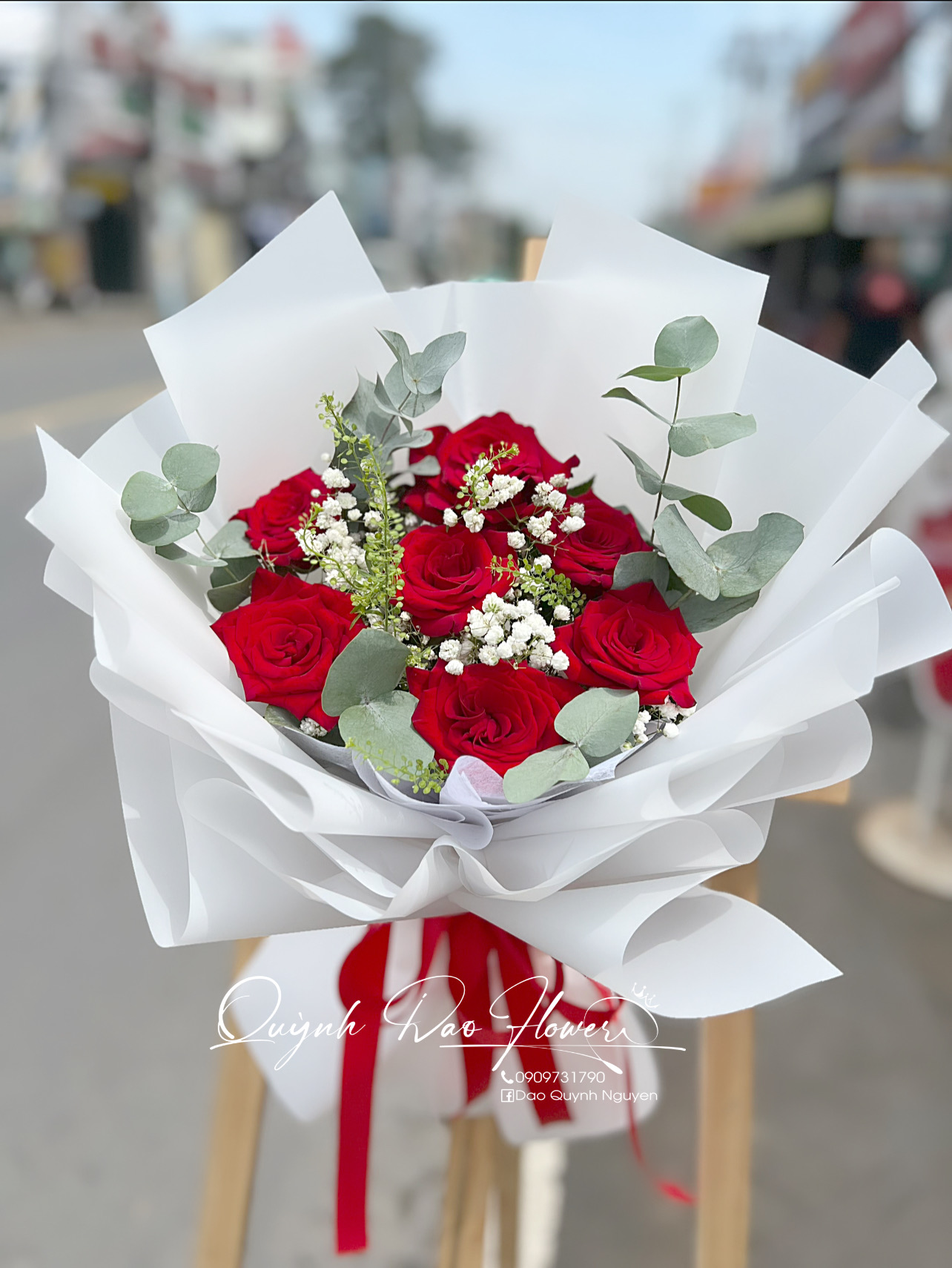 Bó hoa hồng đỏ 7 bông
