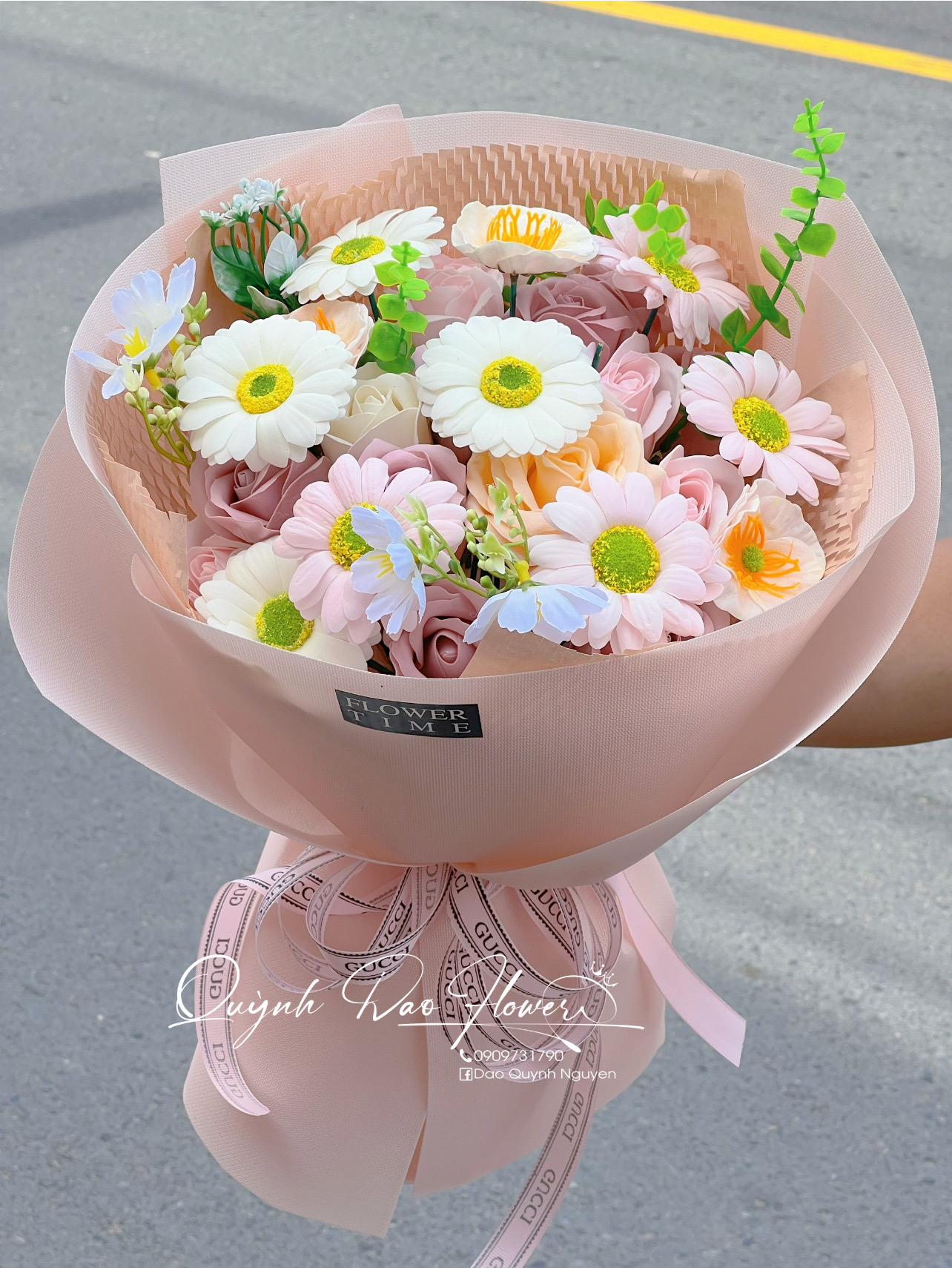Bó hoa sáp mix tại hiệp bình Phước 