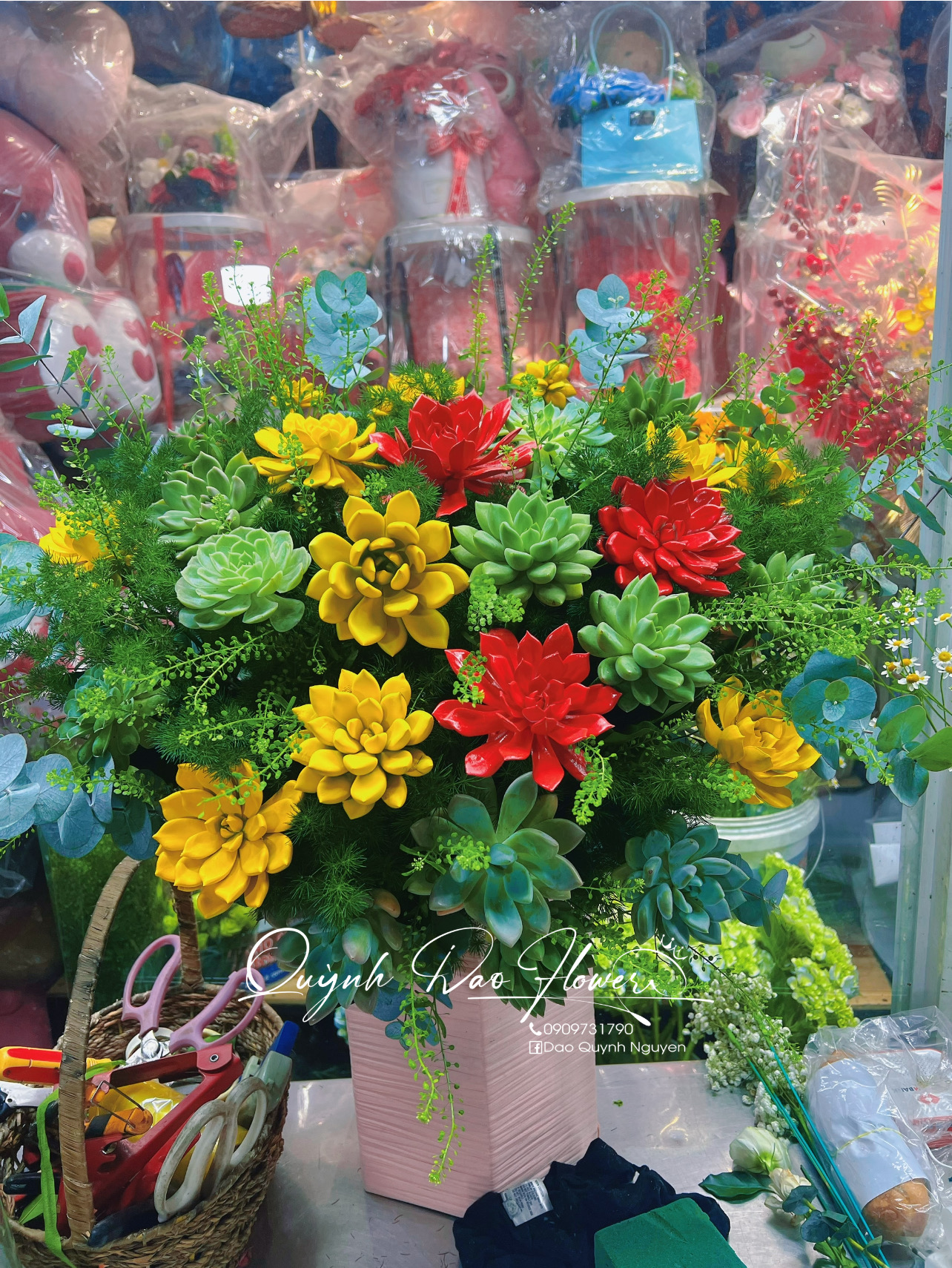 Giỏ hoa sen đá to