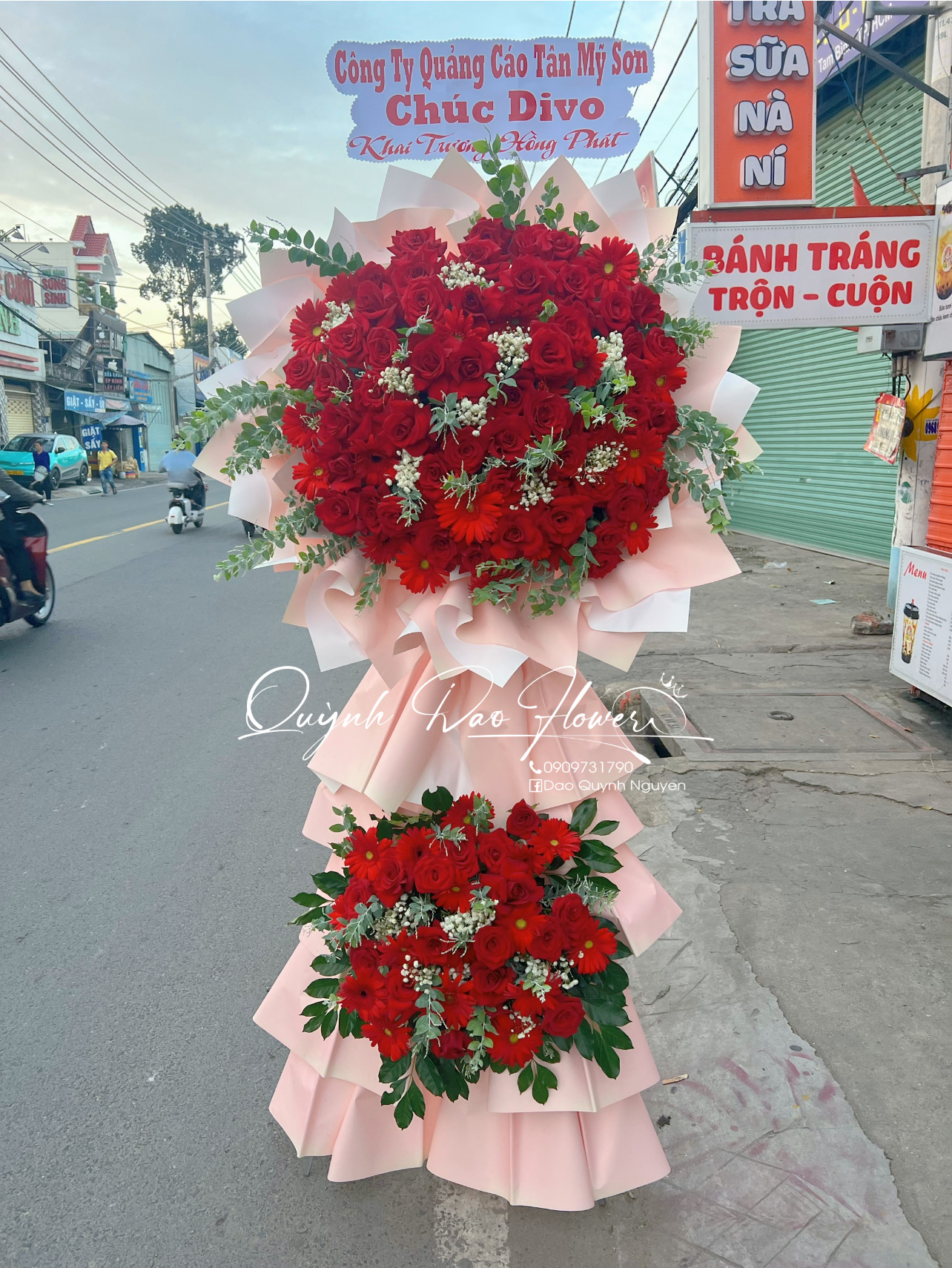 Kệ khai Trương đồng tiền 