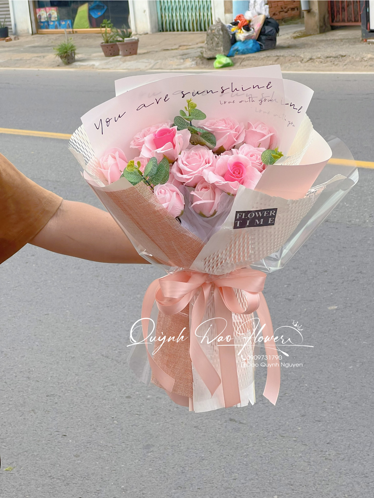 Bó hoa sáp cao cấp pasrer