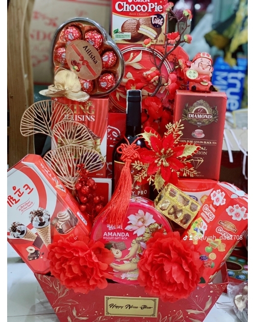 Giỏ quà Tết sung túc 