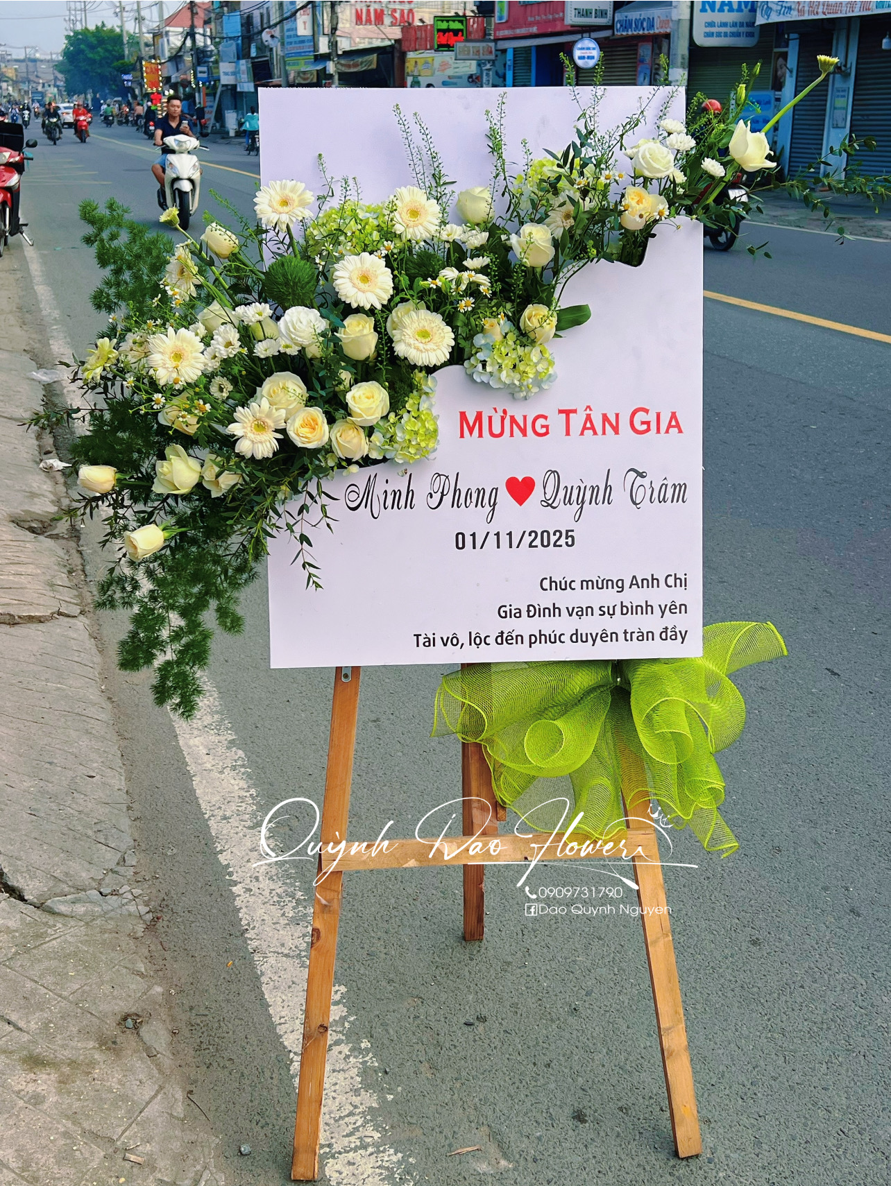 Kệ hoa mừng Tân gia 