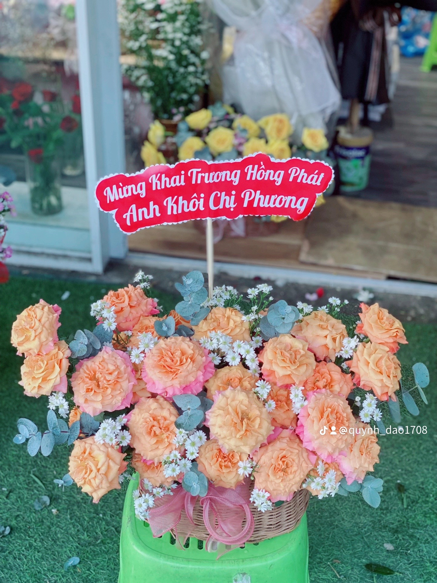 Giỏ hoa Hồng tone cam tặng bạn
