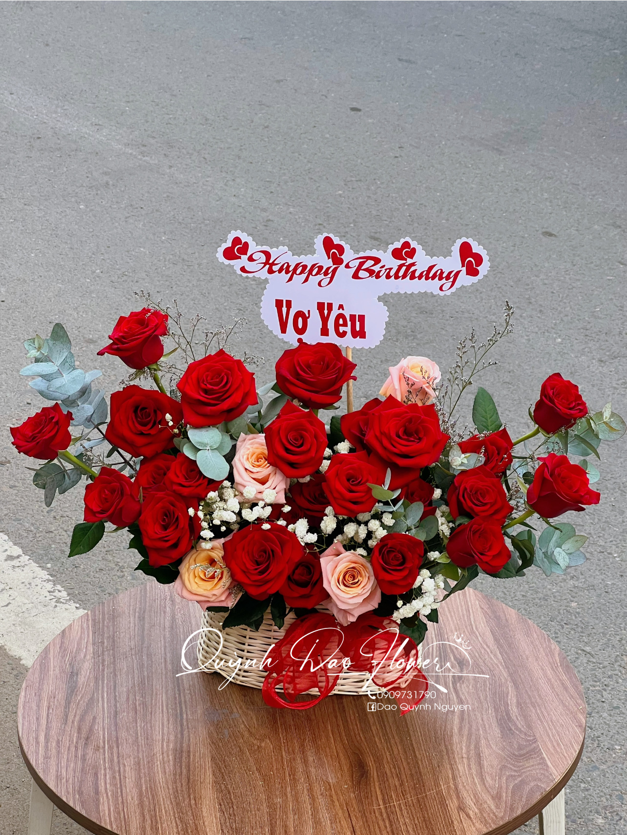 Giỏ hoa tặng sinh nhật vợ