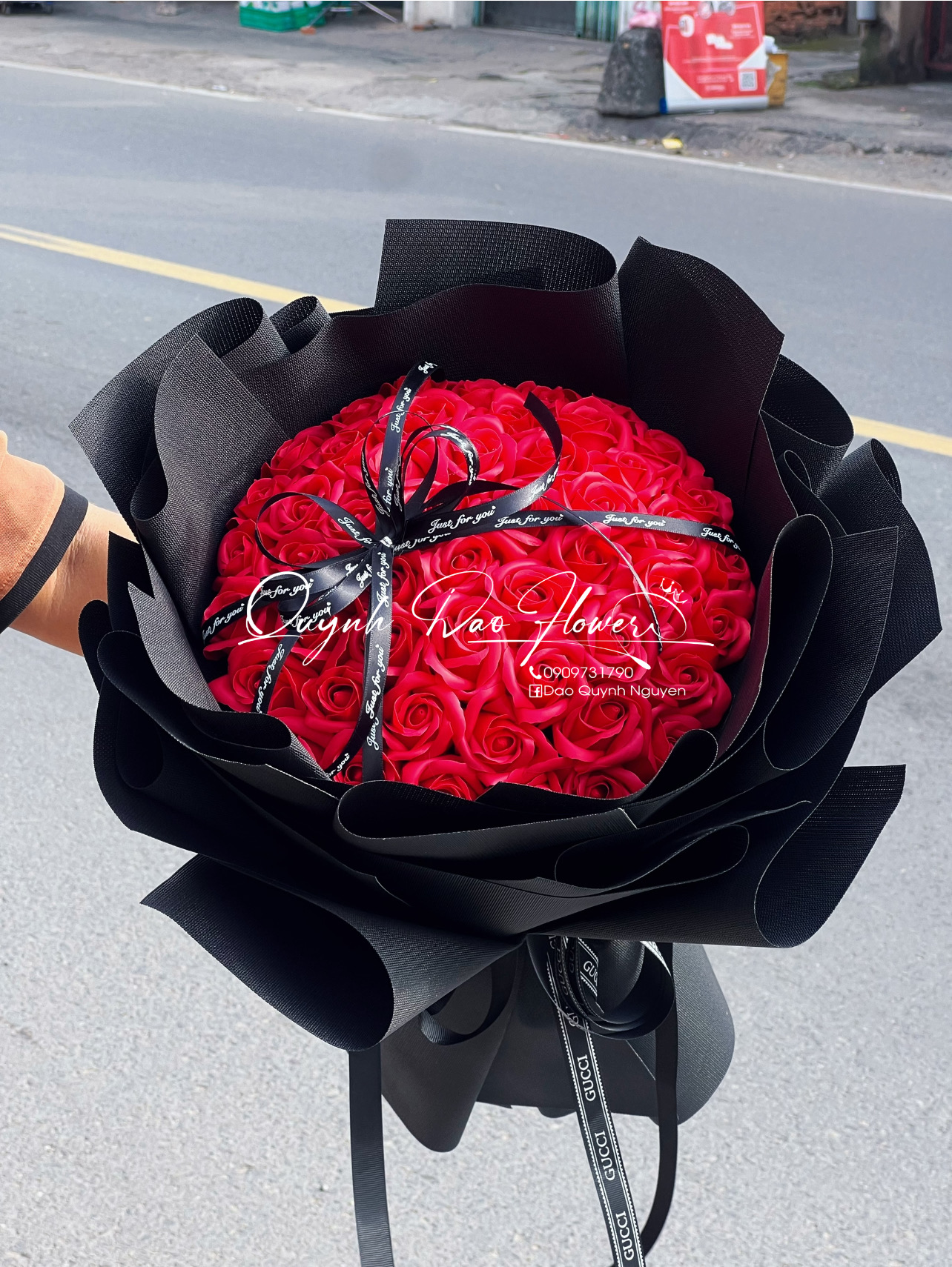 Bó hoa sáp đỏ 50 bông thủ Đức 