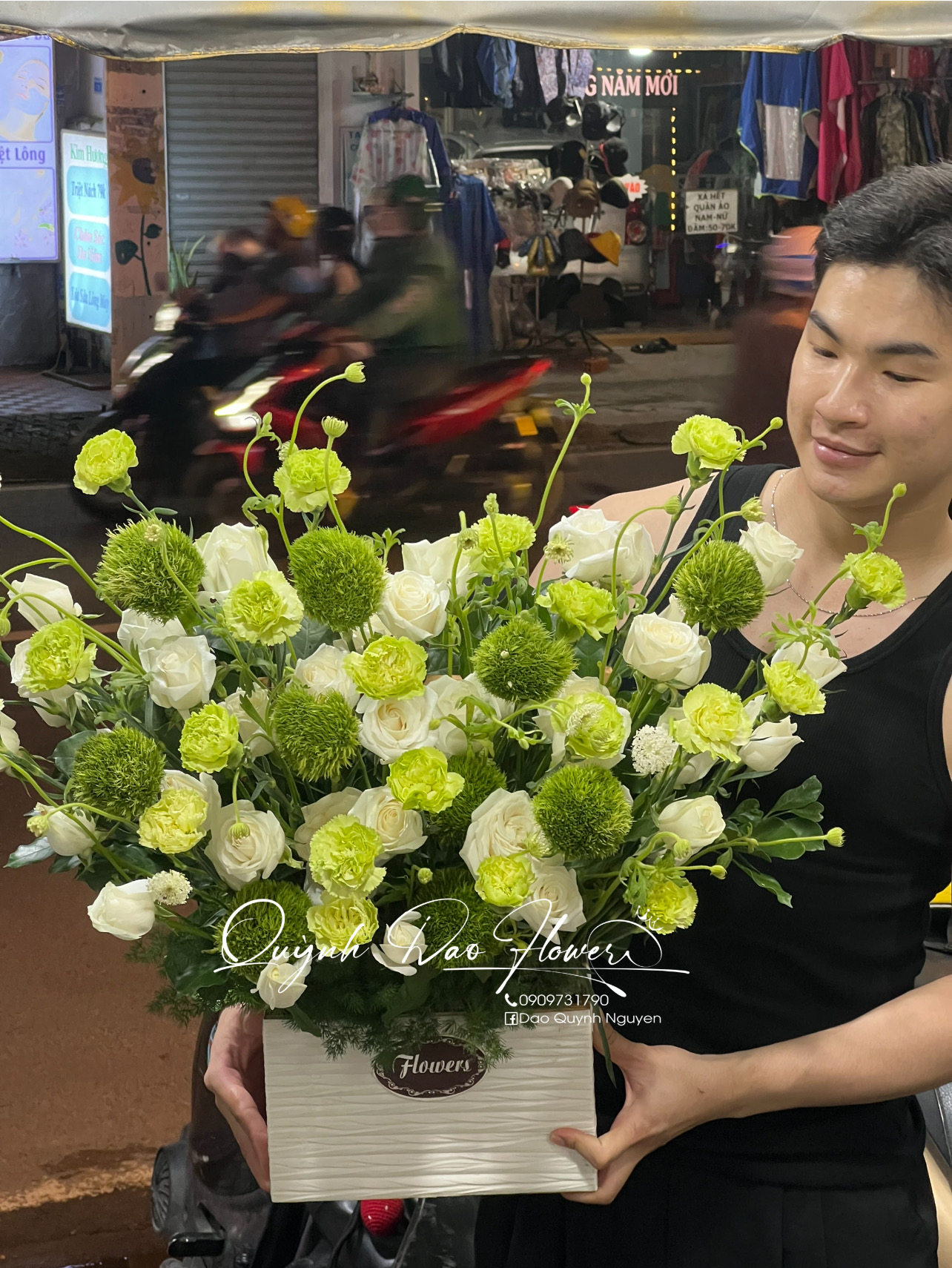 Giỏ hoa xanh lá thủ Đức 
