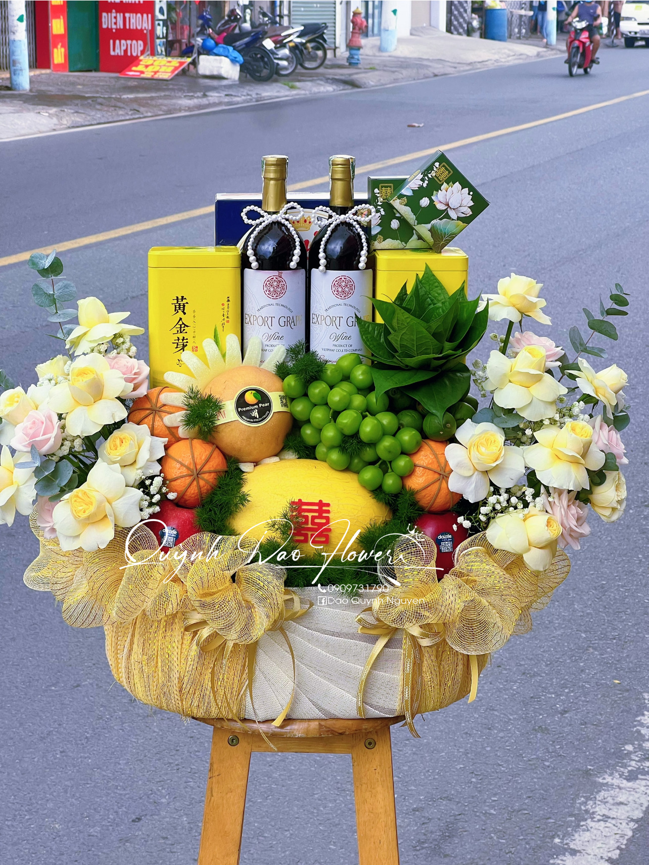 Lễ dạm ngõ màu vàng quận 12