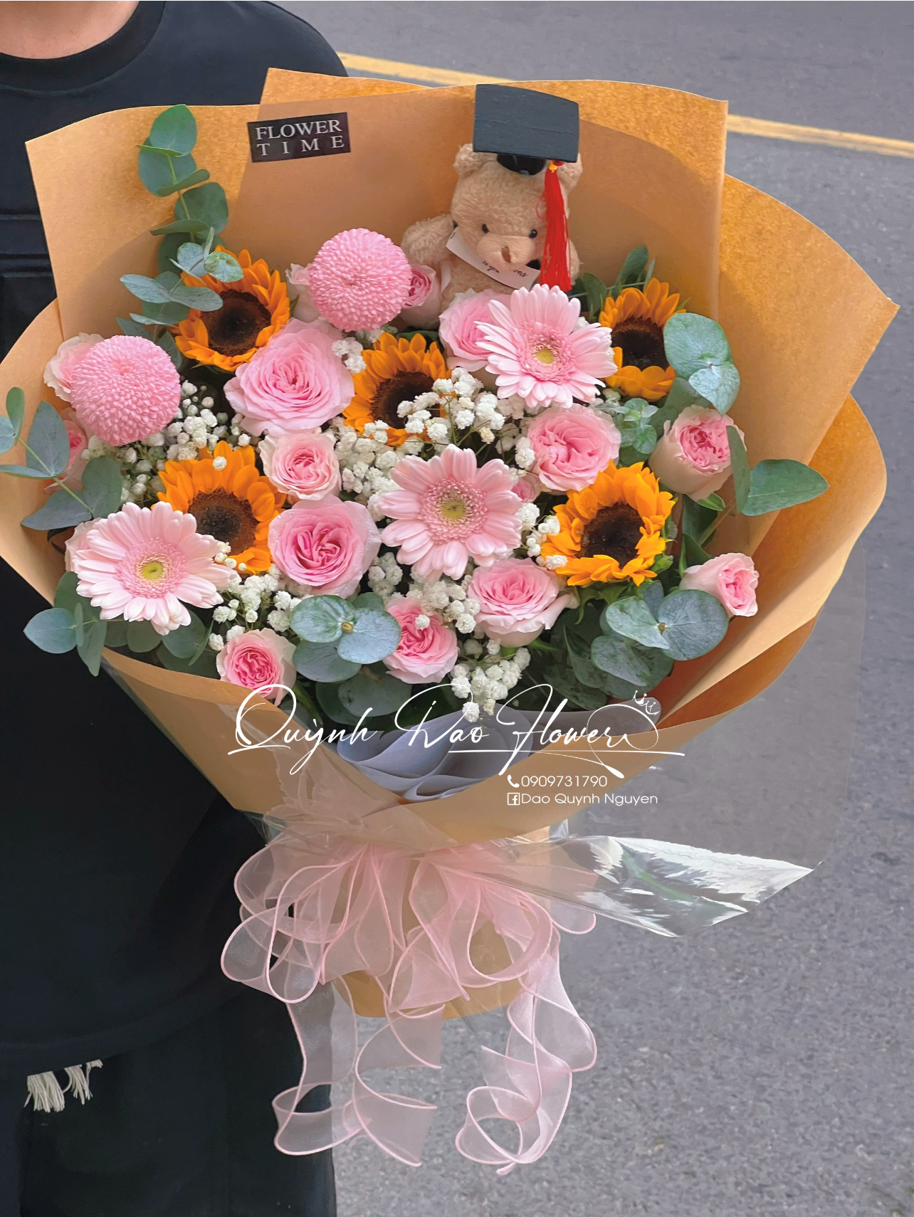 Hoa tốt nghiệp to đẹp thủ Đức 