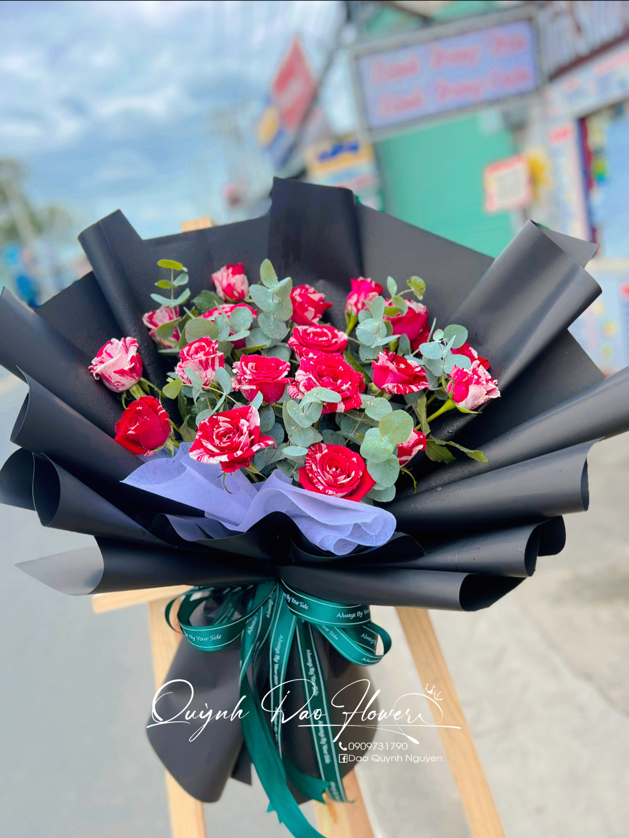 Bó hoa hồng kẹo ngọt ngào 