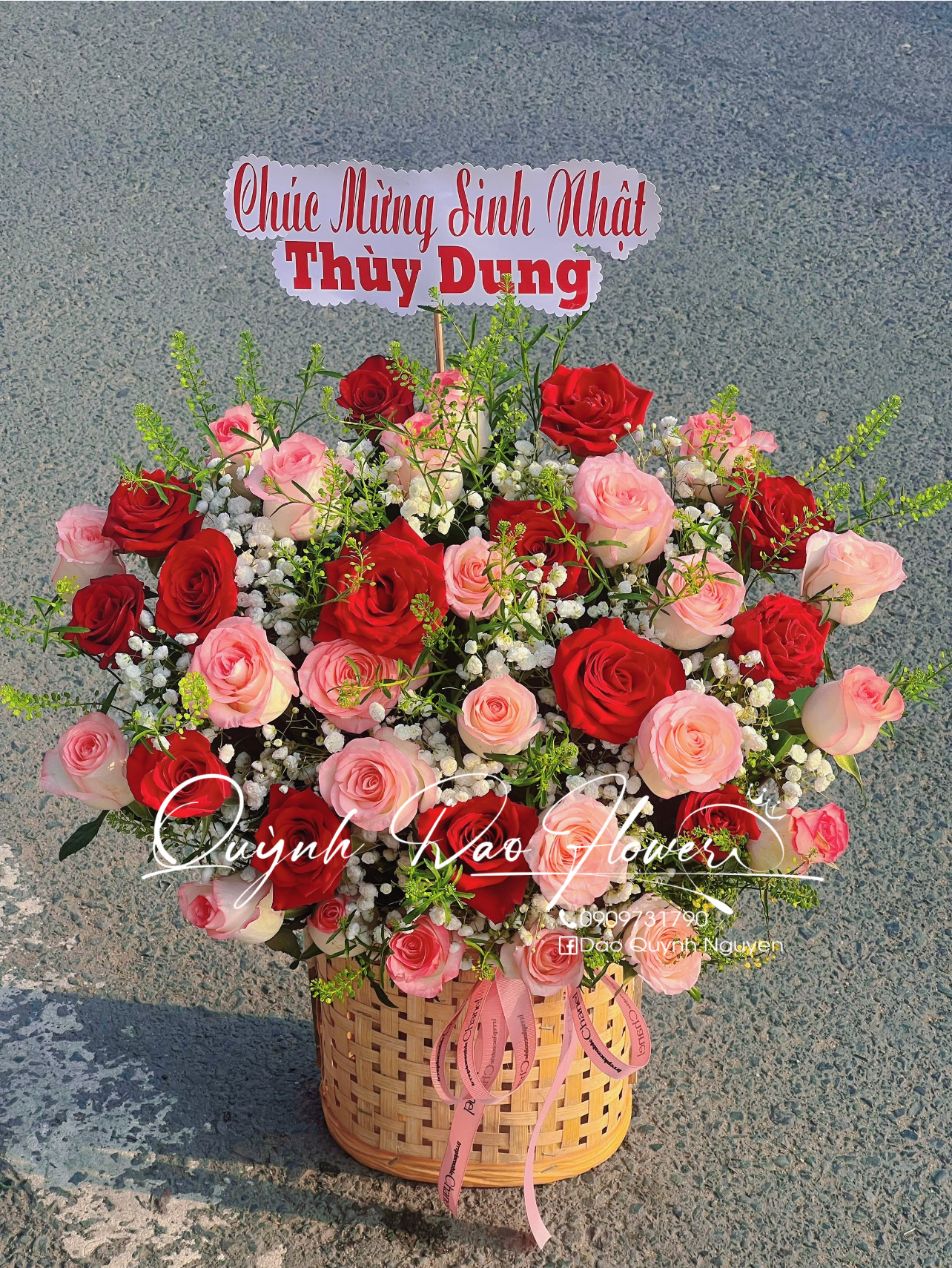 Giỏ hoa đỏ hồng mừng khai trương 