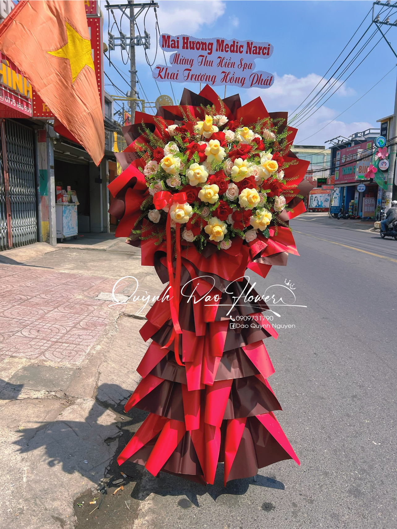 Hoa khai trương, kệ hoa giá rẻ