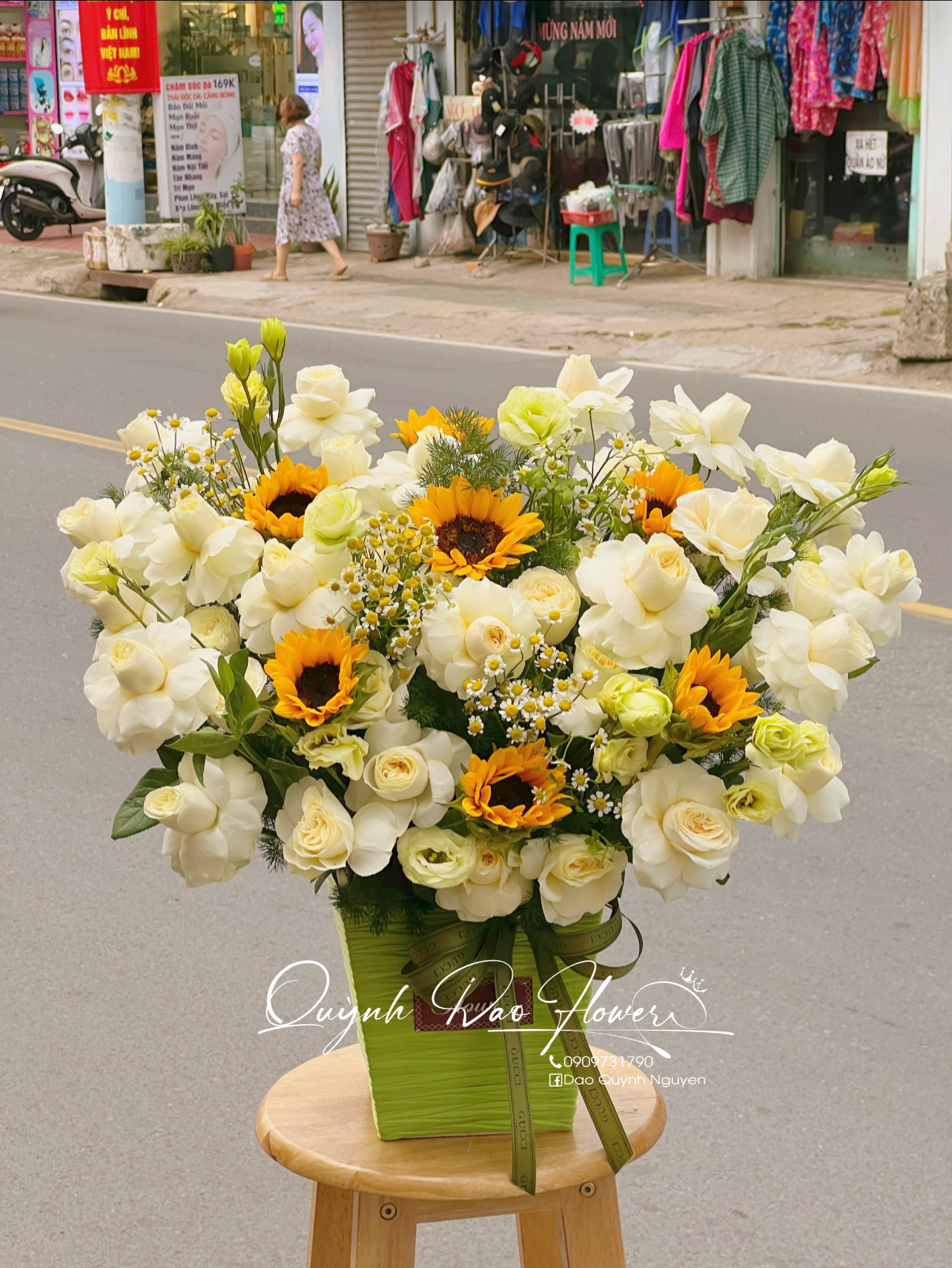 Giỏ hoa chúc mừng, lẵng hoa chúc mừng 