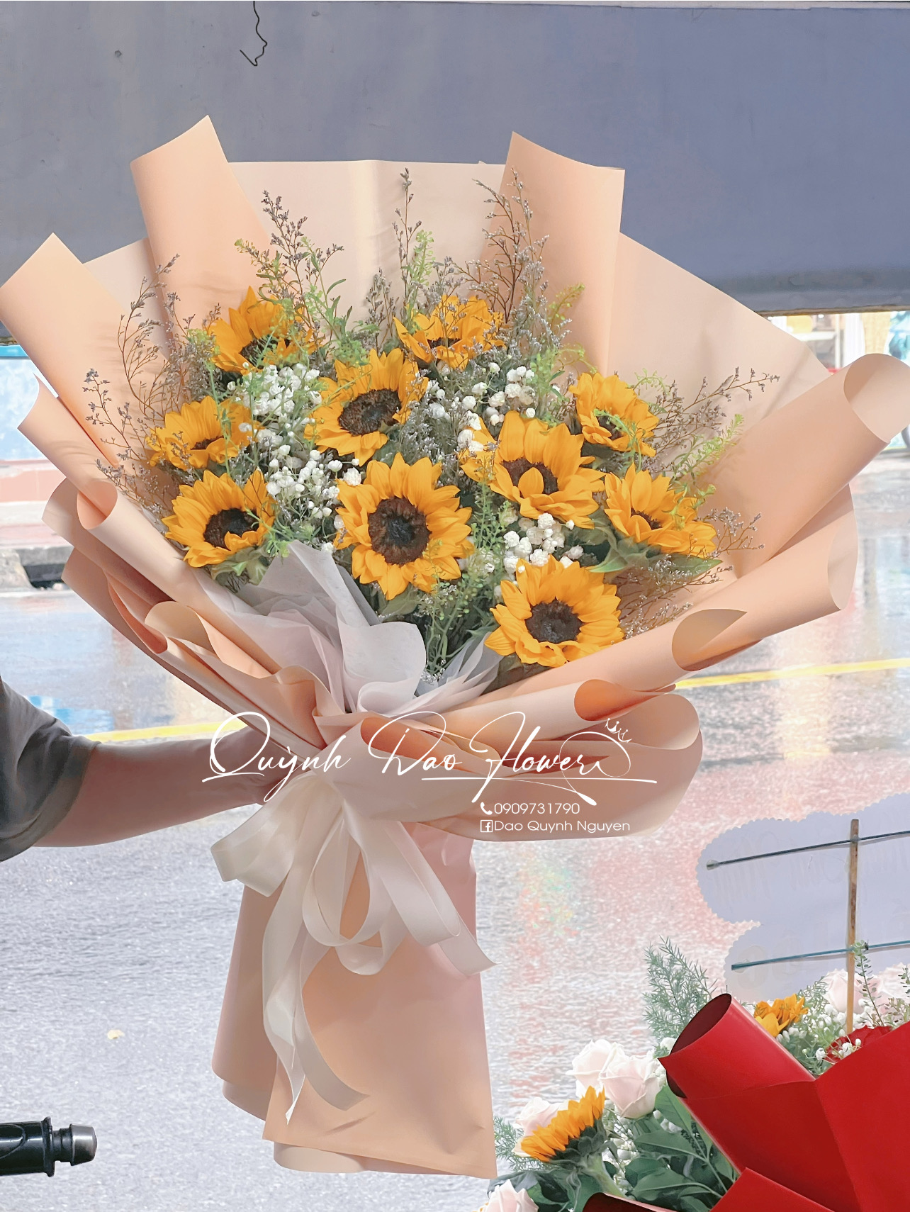 Hoa tặng đại biểu thủ Đức, bình dương 