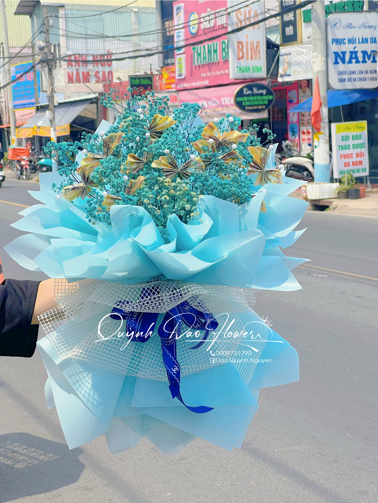 Bó hoa tiền bướm 10k xanh dương 