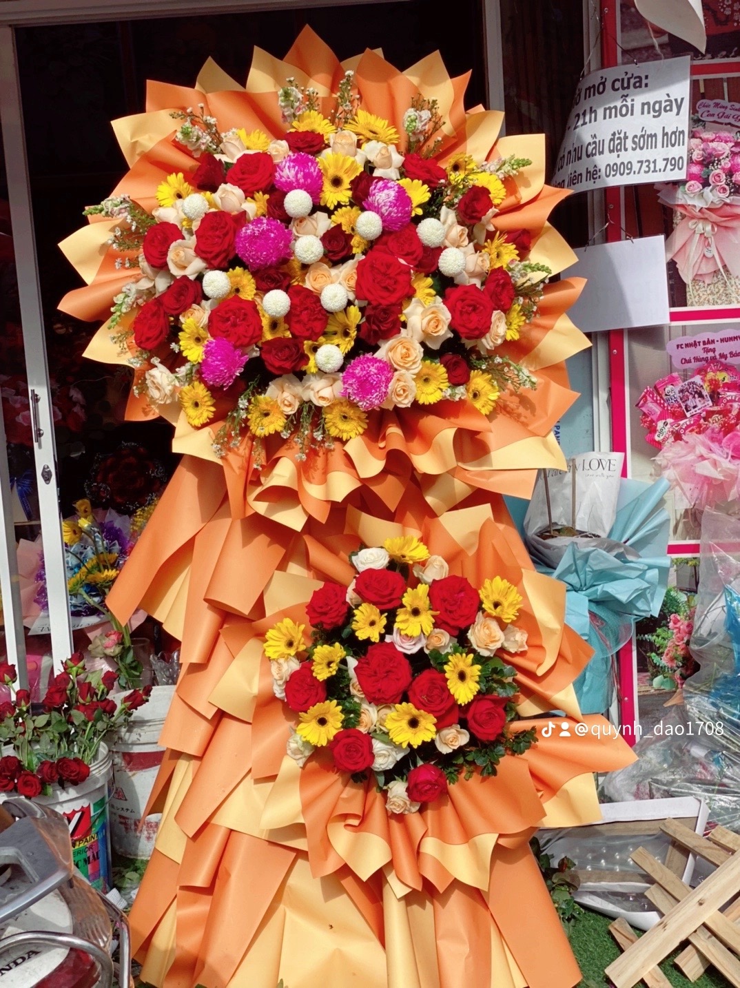 Kệ khai trương to đẹp 2 tầng 