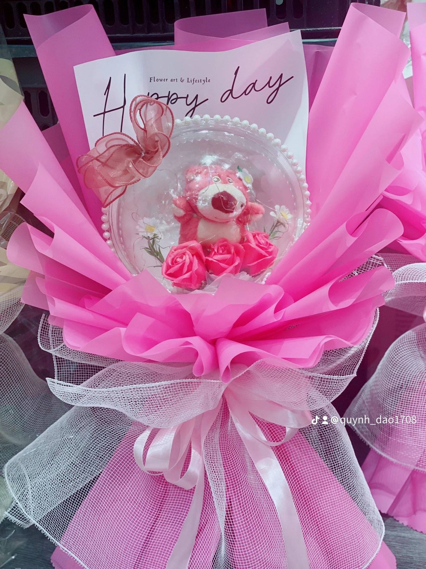 Bó hoa gấu dâu bong bóng 